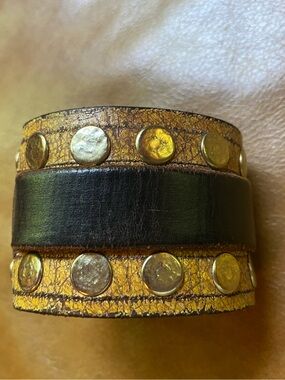 Vintage petite XXS leather cuff